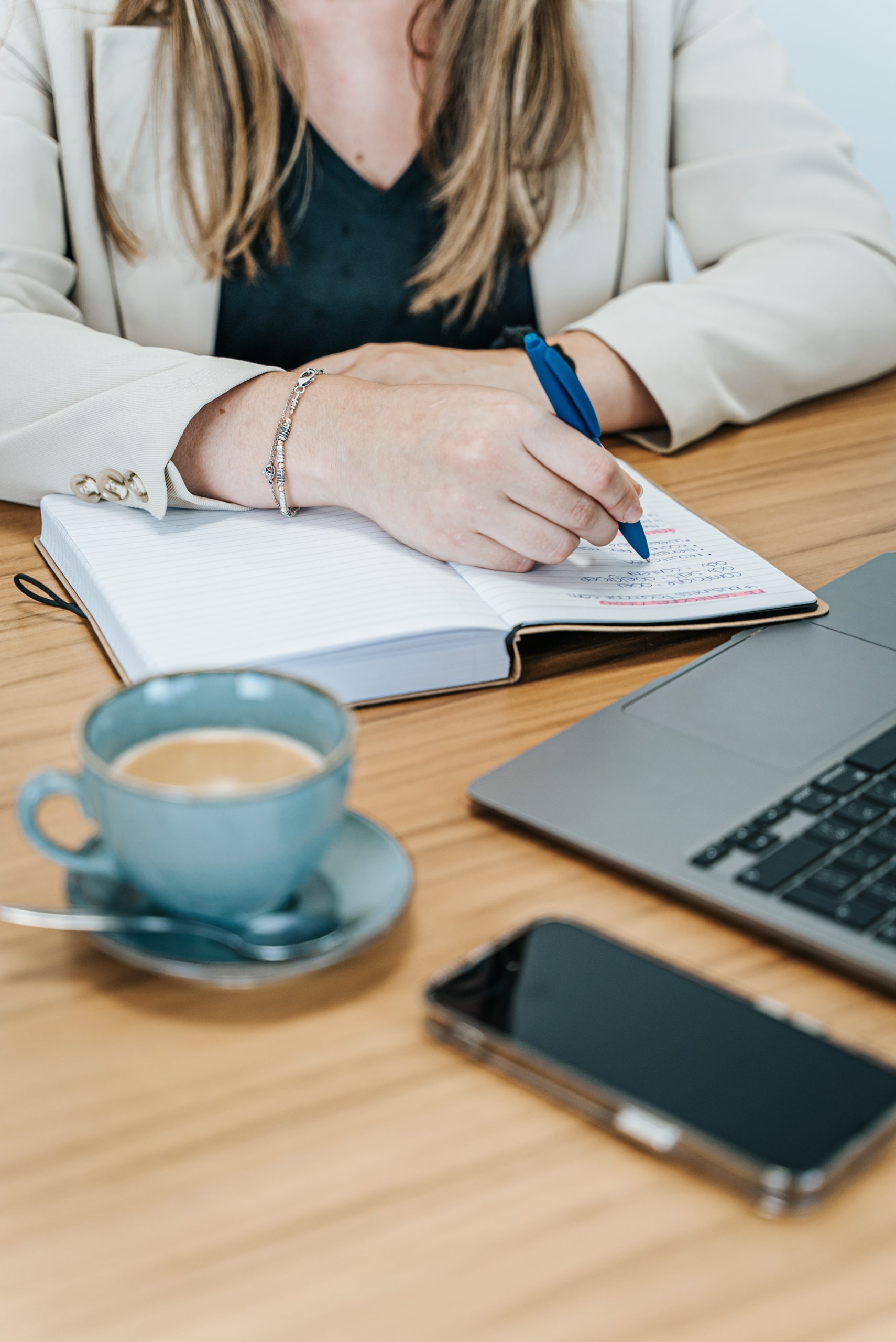 AI tekst schrijven, tekst schrijven met AI, copywriting, SEO teksten schrijven, SEO teksten, Red Rock Media